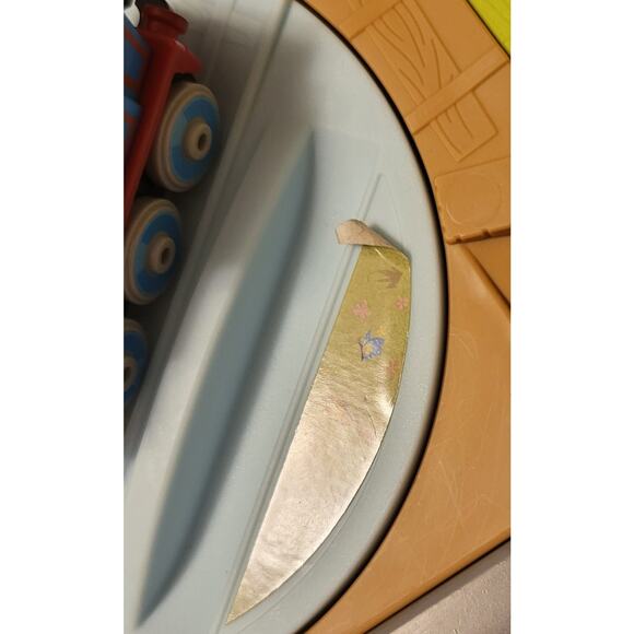 Thomas & Friends Sodor Take Along Playset w Thomas The Train Engine Portable - Picture 5 of 16